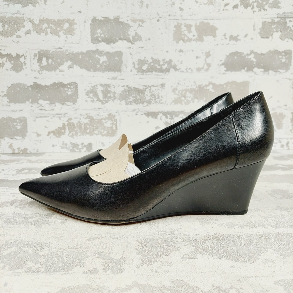NWT Franco Sarto Talina Pumps Women 9.5 Black Leather Wedge Heel Classic i833